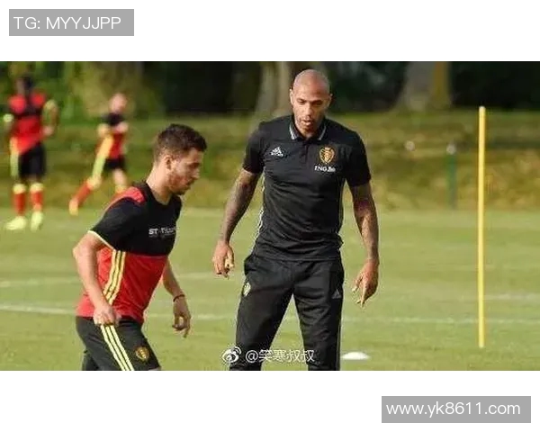 给足球明星写信收获温暖回信的奇妙经历与感悟